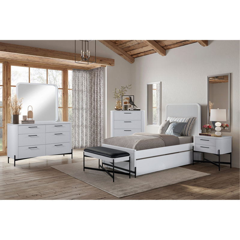 Lit blanc double avec lit gigogne simple et placage de bouleau envoûtant et envoûtant