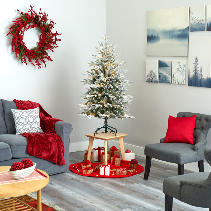 Arbre de Noël artificiel enneigé épinette avec lumières, H 4,5 pi