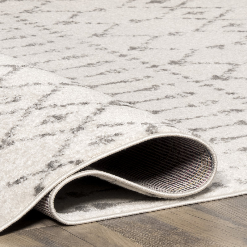 Giannini Geometric Moroccan Area Rug in Grey/ Off White, Round 8'