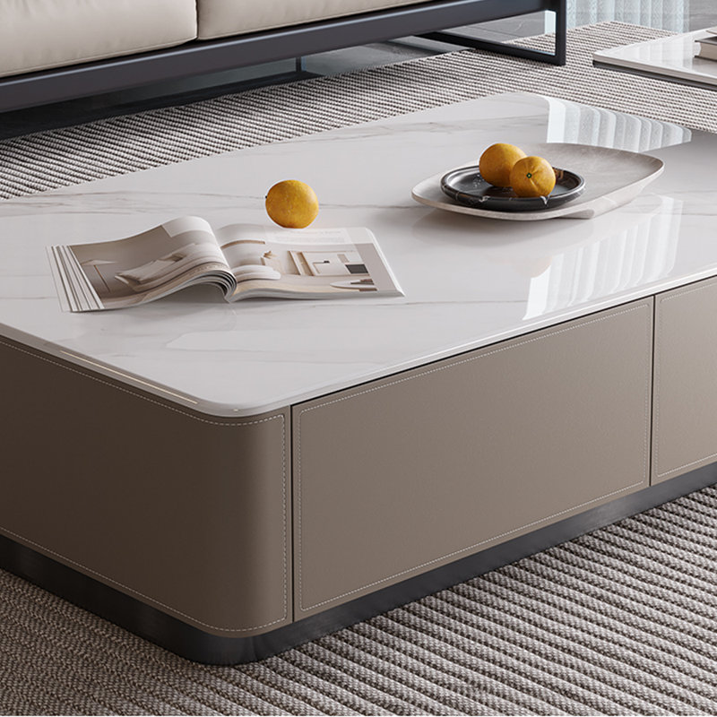 Meuble télé de style italien jumelé à une table basse