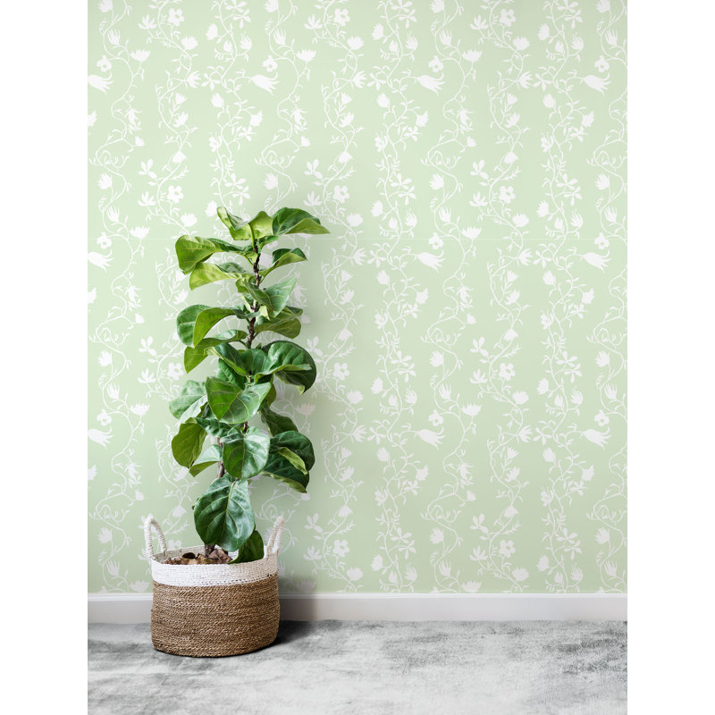 Flora 33' L x 20.5" W  Wallpaper Roll, Green