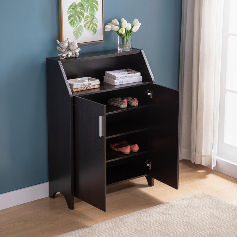 Armoire à chaussures / rangement moderne à deux portes avec 4 tablettes