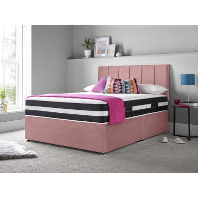 Madelief Divan Bed Set