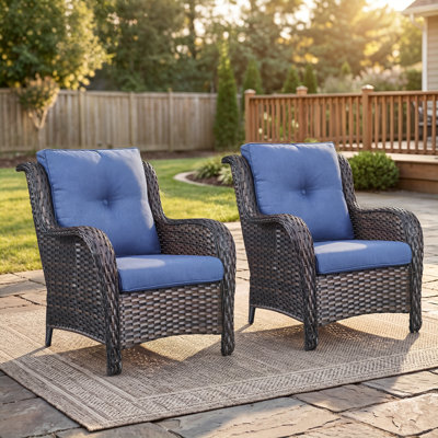 Chaises longues d'extérieur en rotin avec coussins Deb Wicker