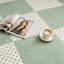 Tapis moderne à carreaux rétro vert sauge / crème-343160077