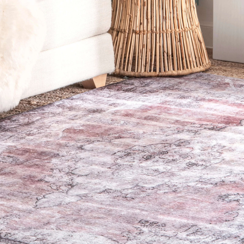 Danna Oriental Indoor Rug, Rectangle 5' x 7'7"