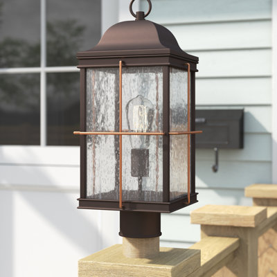 Tête de lanterne à 1 lumière câblée / à brancher Dallas Bronze avec accents en cuivre 1 lumière H
