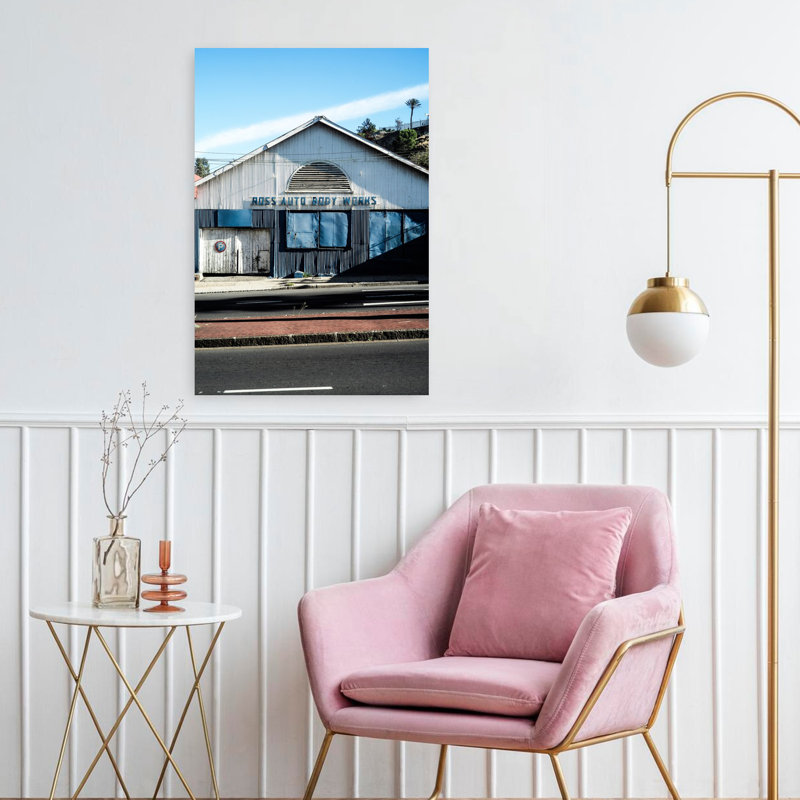 Art contemporain, architecture industrielle rétro, rustique et urbaine, H 24 po x l 16 po