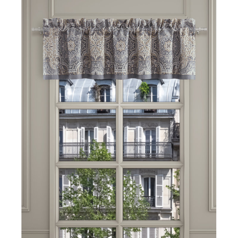 Cantonnière sur mesure l 88 po Leonard