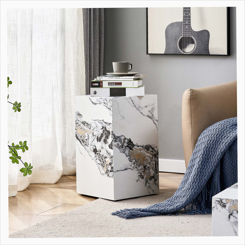 Table de bout, H 19,6 po x L 11,8 po x l 11,8 po, Blanc