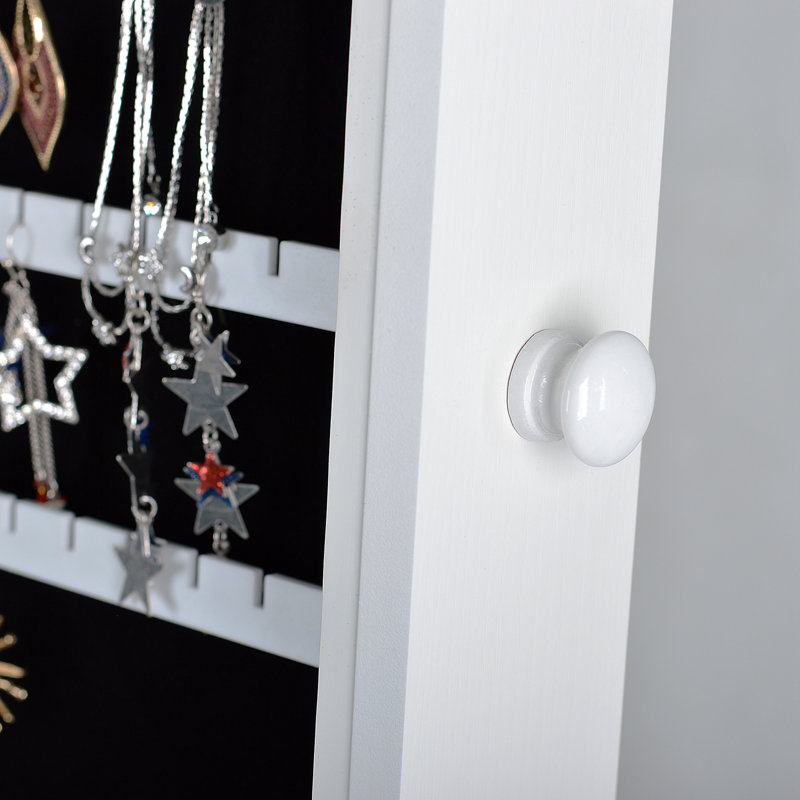 Armoire à bijoux