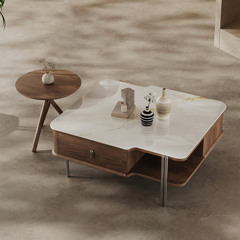 Table basse irrégulière