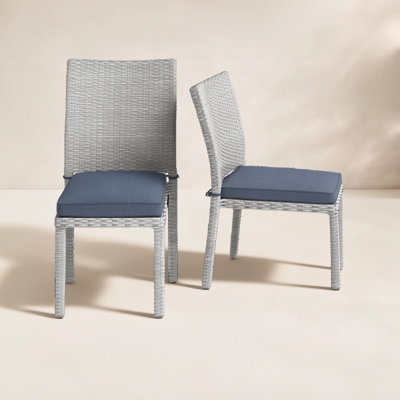 Chaise d'appoint de patio en osier Alyisa