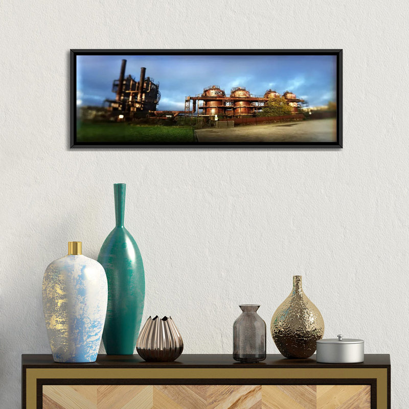 «Old Oil Refinery, Seattle, Washington State», reproduction de photo sur toile, H 12 po x l 36 po x P 1,5 po, Toile tendue