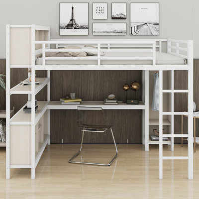 Lit mezzanine moderne en métal avec garde-robe, bureau en L, cubes de rangement et tablettes de rangement ouvertes