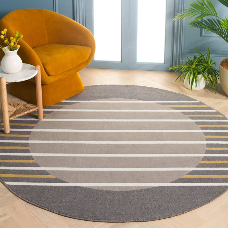 Tapis Pyramid, Rond 6 pi 7 po