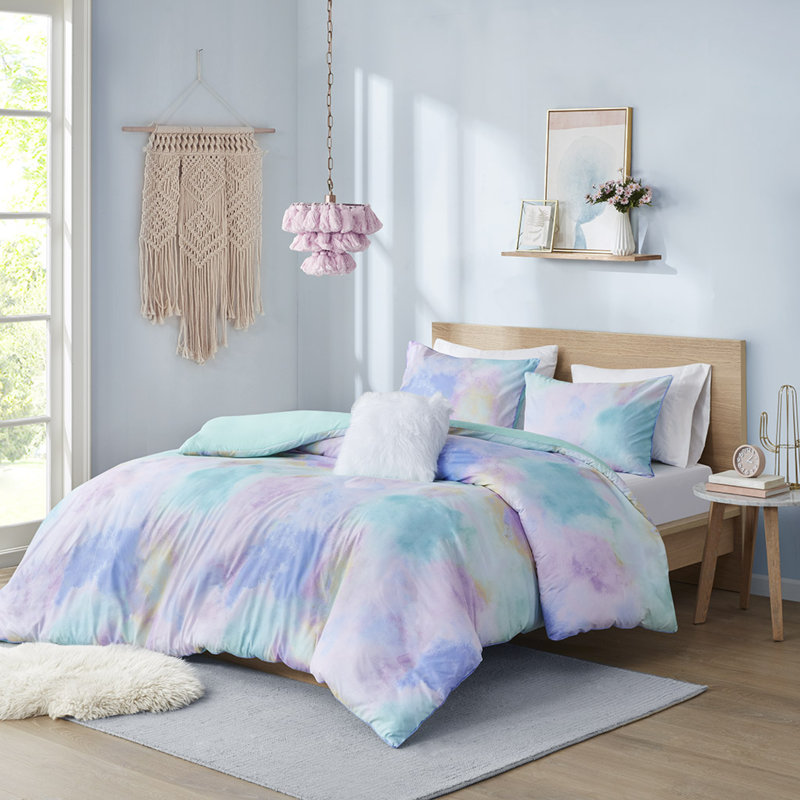 Premium Bedding Sets, Durable Polyester, Dreamy Tie Dye Design For Home
