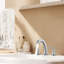 Robinet de salle de bain 8 po-105241234
