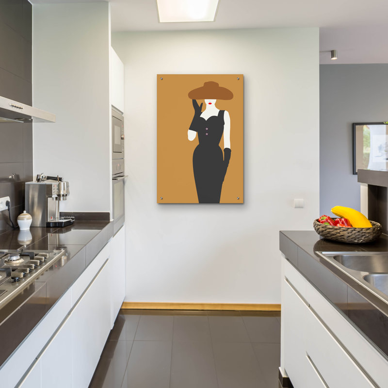 «Lady 16» par Sean Salvadori, H 36 po x l 24 po x P 0,2 po