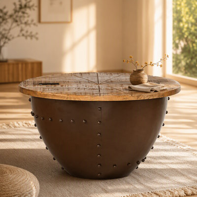 Table basse en bois et fer