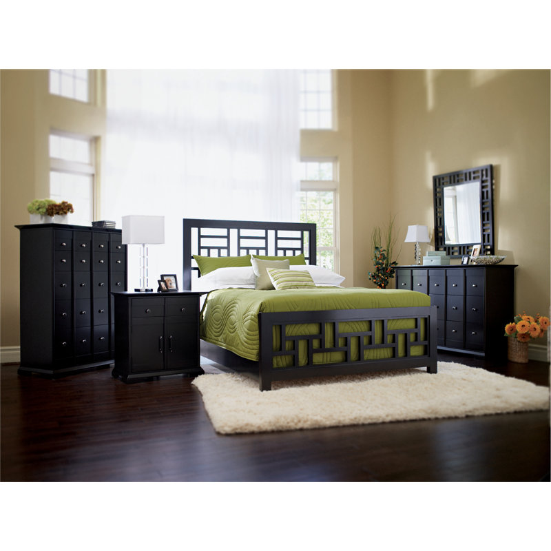 Everitt Piece Bedroom Set