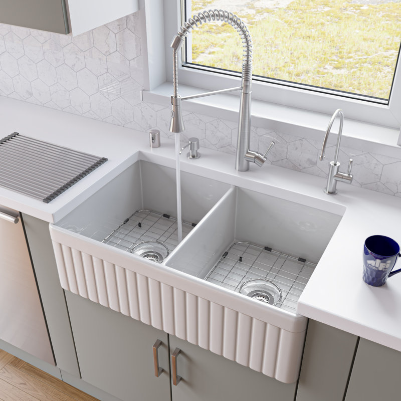 Évier de cuisine de style ferme à double cuve à tablier frontal cannelé L 32,75 po x l 19,88 po, Blanc