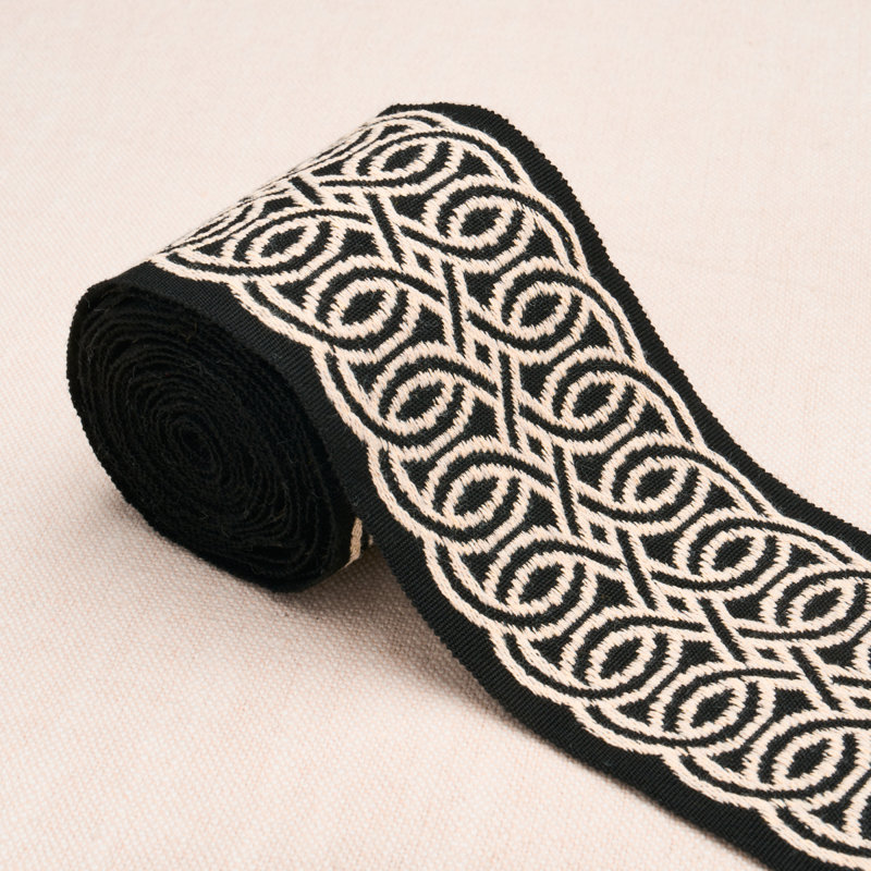 Infinito Indoor/Outdoor Trim, Black
