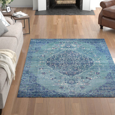 Moscow Oriental Indoor Rug