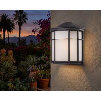 Brahin Wall Light