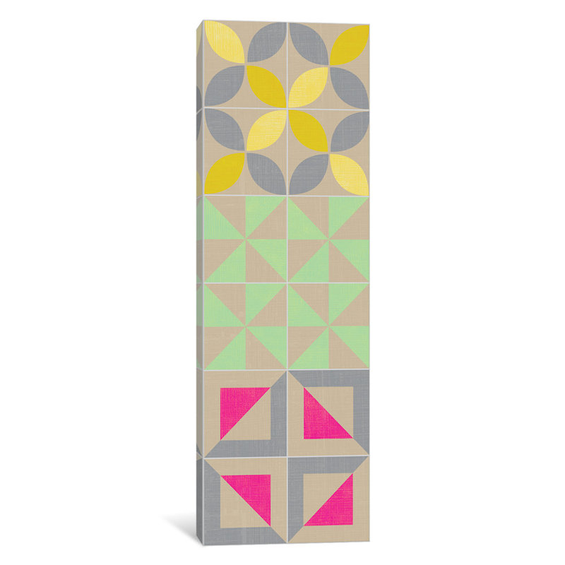 «Elementary Tile Panel I» par Chariklia Zarris, impression sur toile tendue sur châssis, H 20 po x l 60 po x P 1,5 po