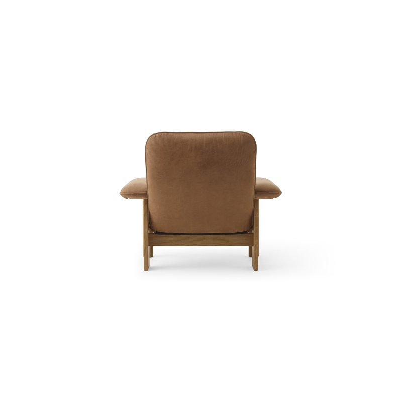 Brasilia Lounge Chair, Dunes 21004 Camel Genuine Leather, Natural Oak