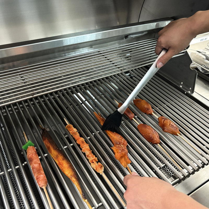 Outils de barbecue robustes en acier inoxydable avec spatule, brosse, pinces pour les repas copieux, outil idéal pour griller et steak