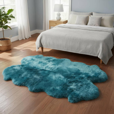 Dyfan Sheepskin Rug