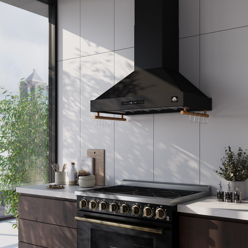 Hotte murale noire Forno Venezia de 36 pouces avec commandes tactiles et filtres à chicane, Noir mat