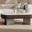 Table basse en marbre clair et moderne