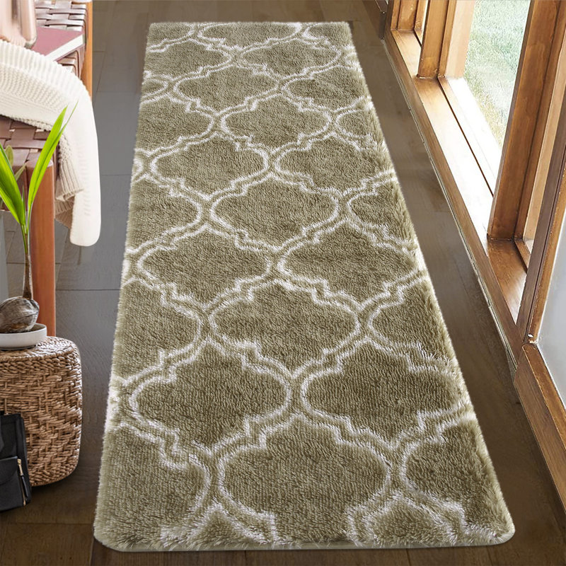 Jerlean Indoor Rug, Runner 2' x 6'