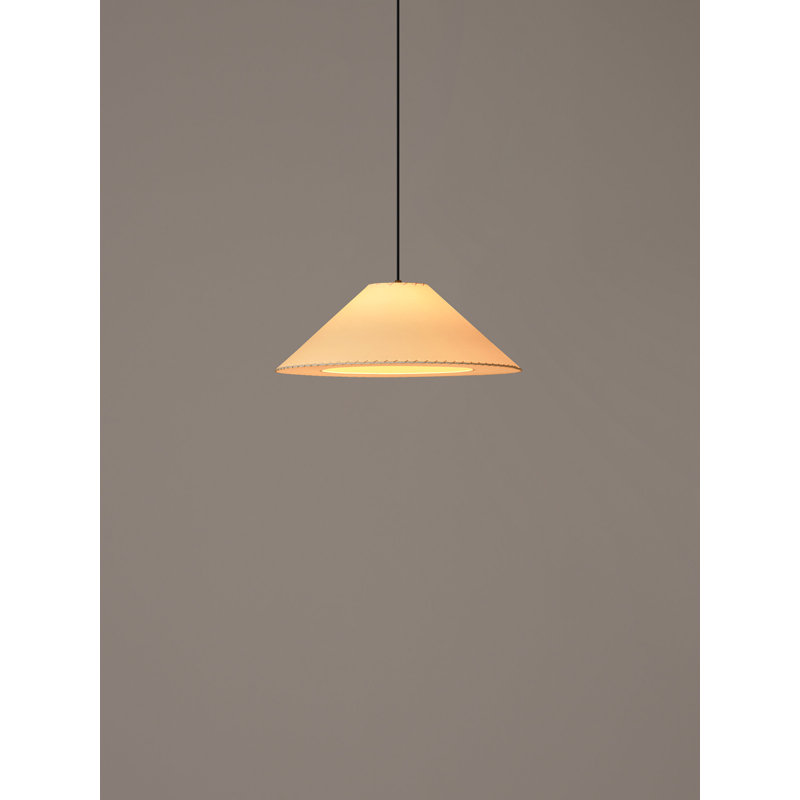 MT5, 125.1" H x 19.3" W x 19.3" D, Beige, Textured White/Black