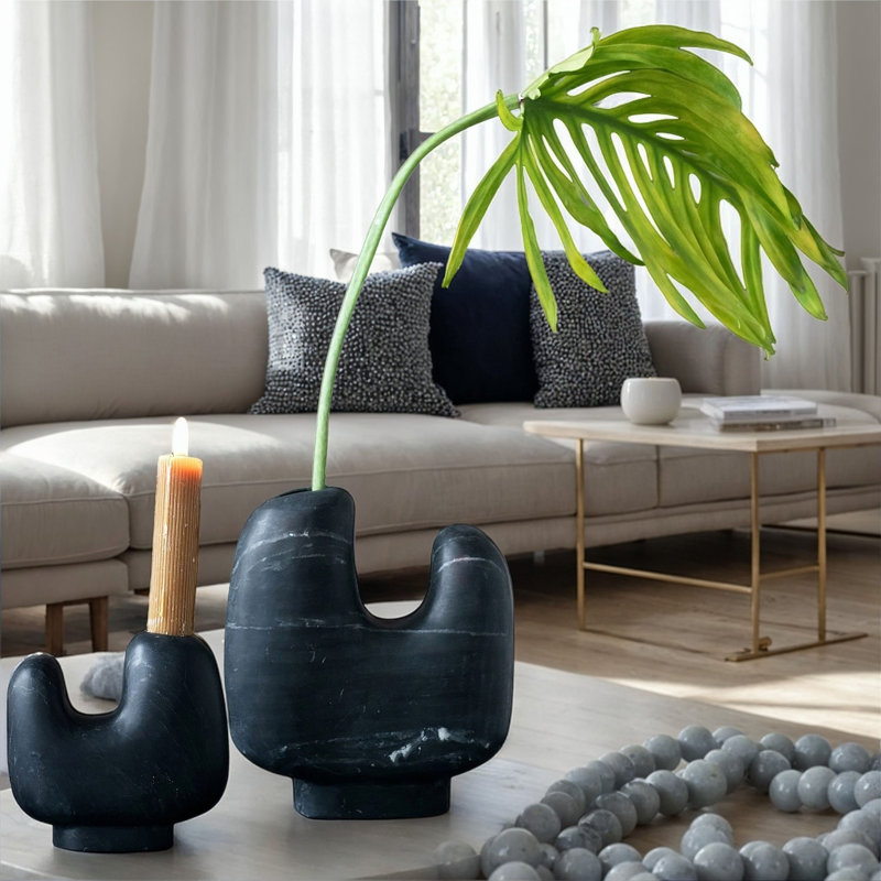 Vase en marbre