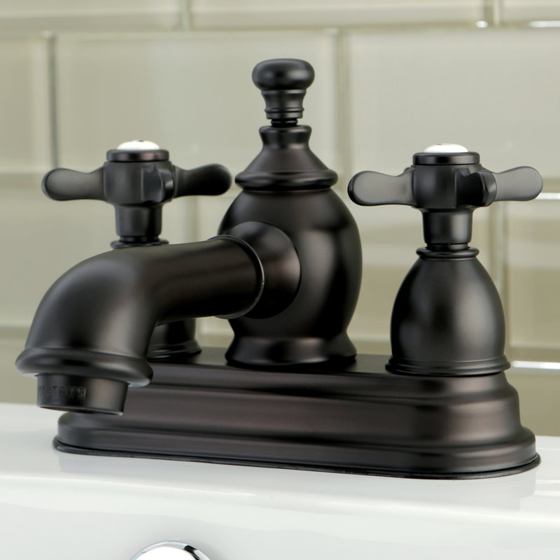 Robinet de salle de bain central à 4 trous à 3 poignées et fixation sur le comptoir avec laiton escamotable Kingston