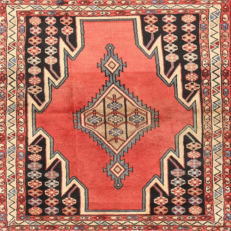 Tapis rouge à motif sud-ouest, Carré 7 pi
