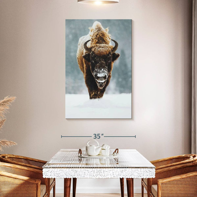 Impression sur toile Winter Buffalo, H 48 po x l 32 po x P 1,25 po