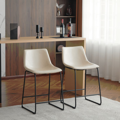 (Ensemble de 2) Tabouret de comptoir industriel en similicuir sans accoudoirs de style rétro de 24 pouces avec pieds et repose-pieds en métal pour îlot de cuisine, café, pub, comptoir de bar, crème et noir