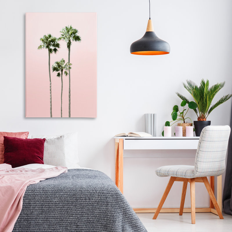Palmeraie, ciel rose, toile par Natalie Carpentieri, H 30 po x l 20 po