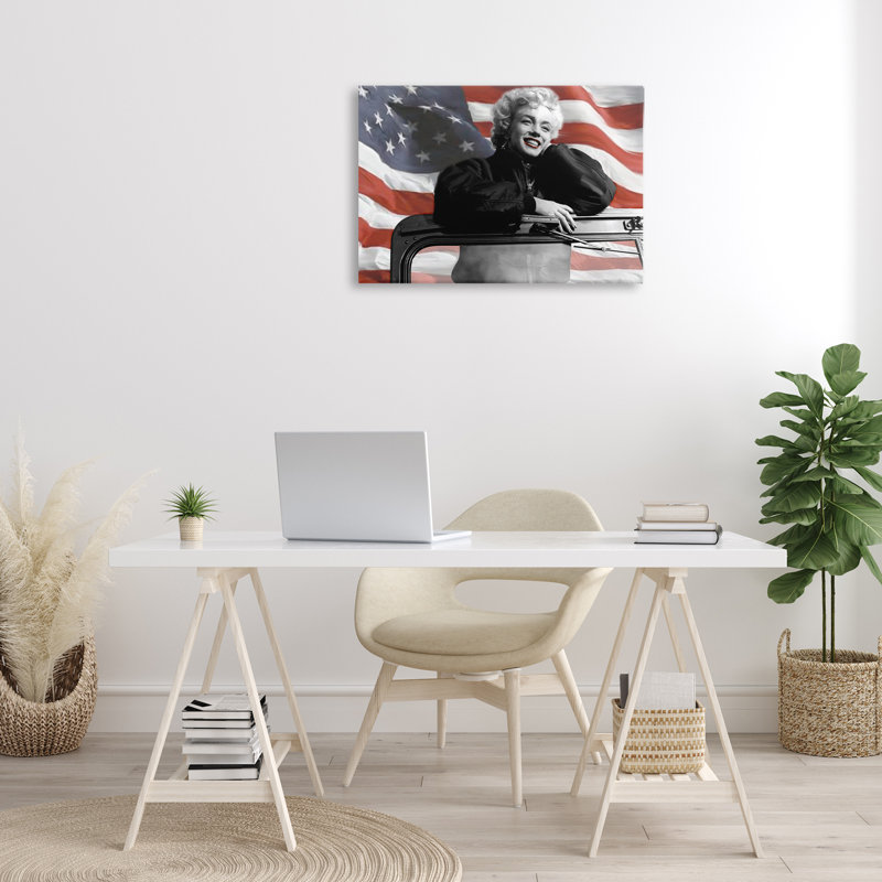 Art mural Marilyn & Waving Flag par Jadei, H 20 po x l 30 po