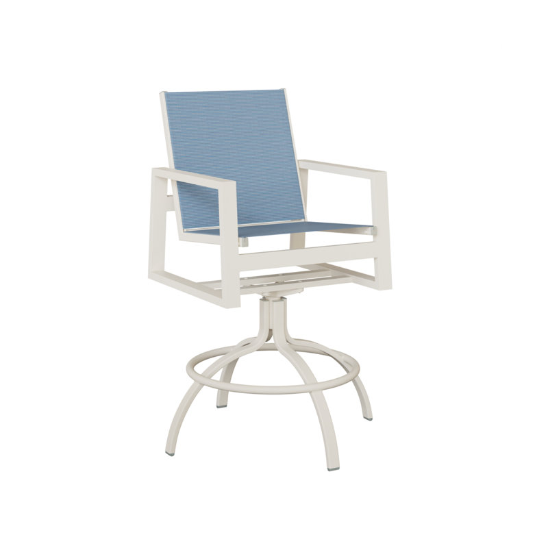 Chaise de bar pivotante Berlin Gardens Vida Slings, Blanc mat, Dupione près de la piscine