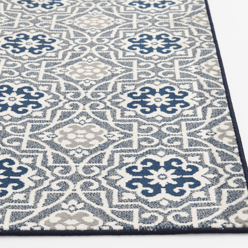 Geometric Indoor / Outdoor Rug, Rectangle 2' x 3'