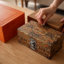 Ensemble de 2 boîtes de rangement, similicuir Heritage Motif, brun orange