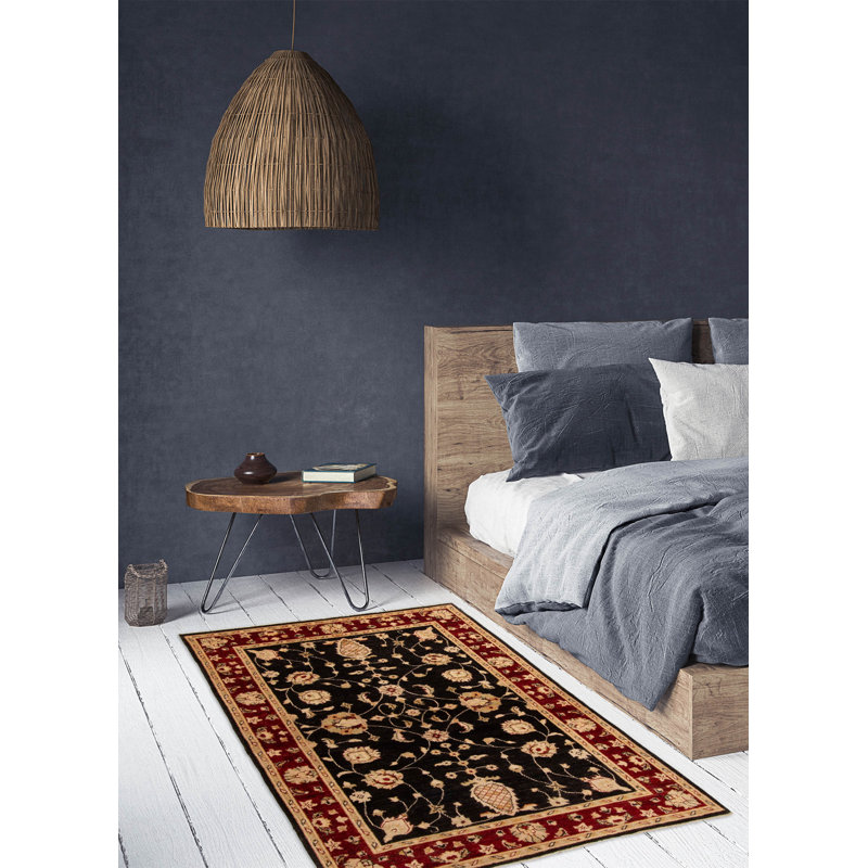 Jessee Black Rug 4'1" x 5'11"
