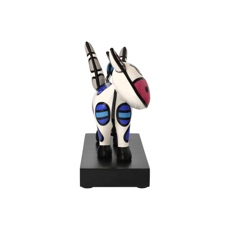 Figurines & Sculptures