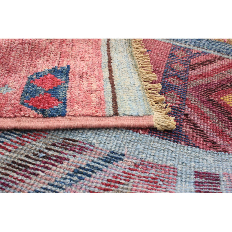 Tapis unique en laine noué à la main rose / bleu / jaune 5 pi 11 po x 8 pi 8 po années 2010 Quinillo